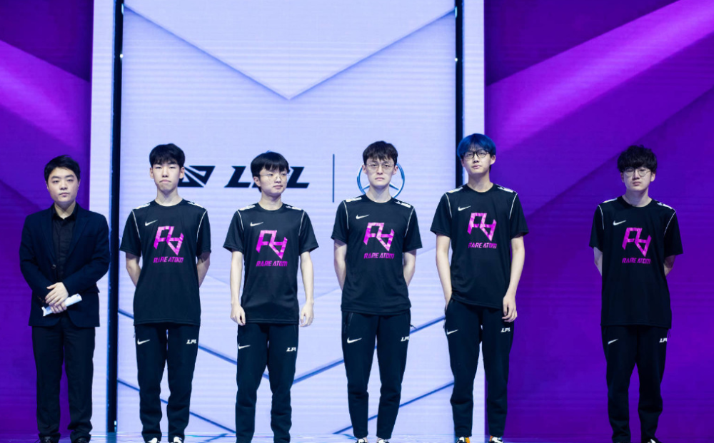 与此前周期 与此前周期